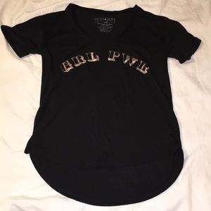 Comfy sleep wear shirt!